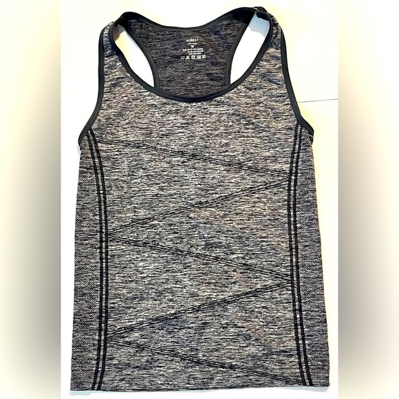Disbest Gray Athletic Yoga Exercise Quick Dry Tank Top Women’s Size Medium - Picture 1 of 13